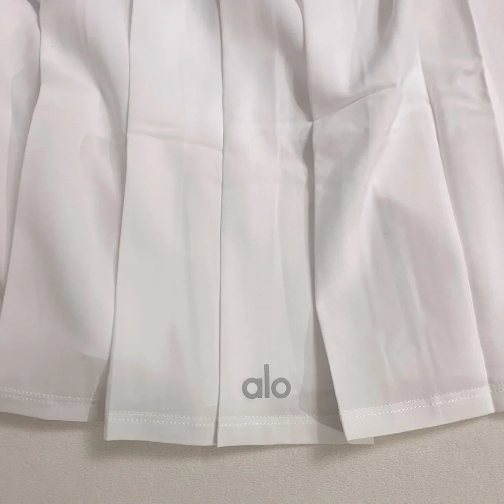 NWT Alo Yoga Varsity Tennis Skirt in White Shorts Underneath Size L